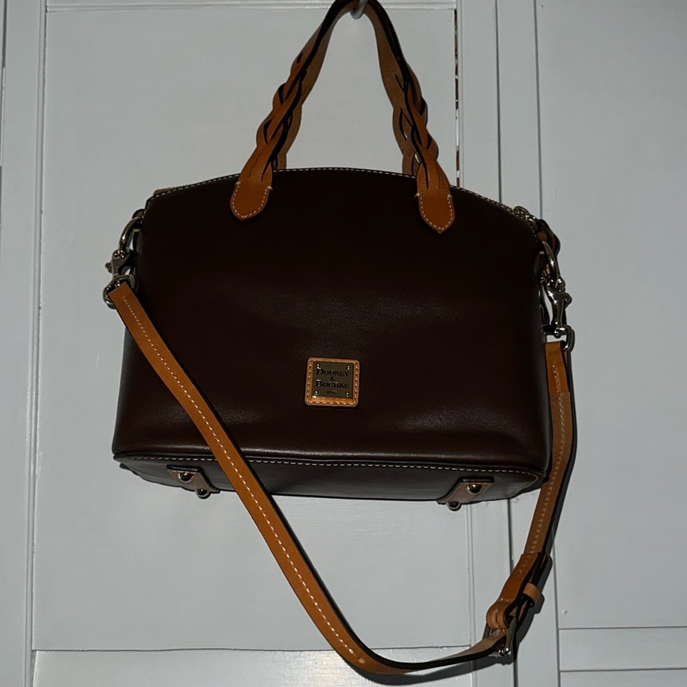 Small crossbody satchel